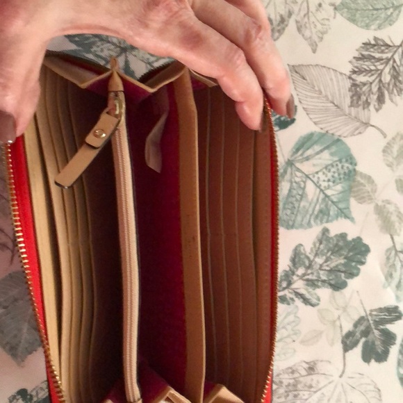 Kate ♠️ Spade Checkbook Wallet - Picture 4 of 5